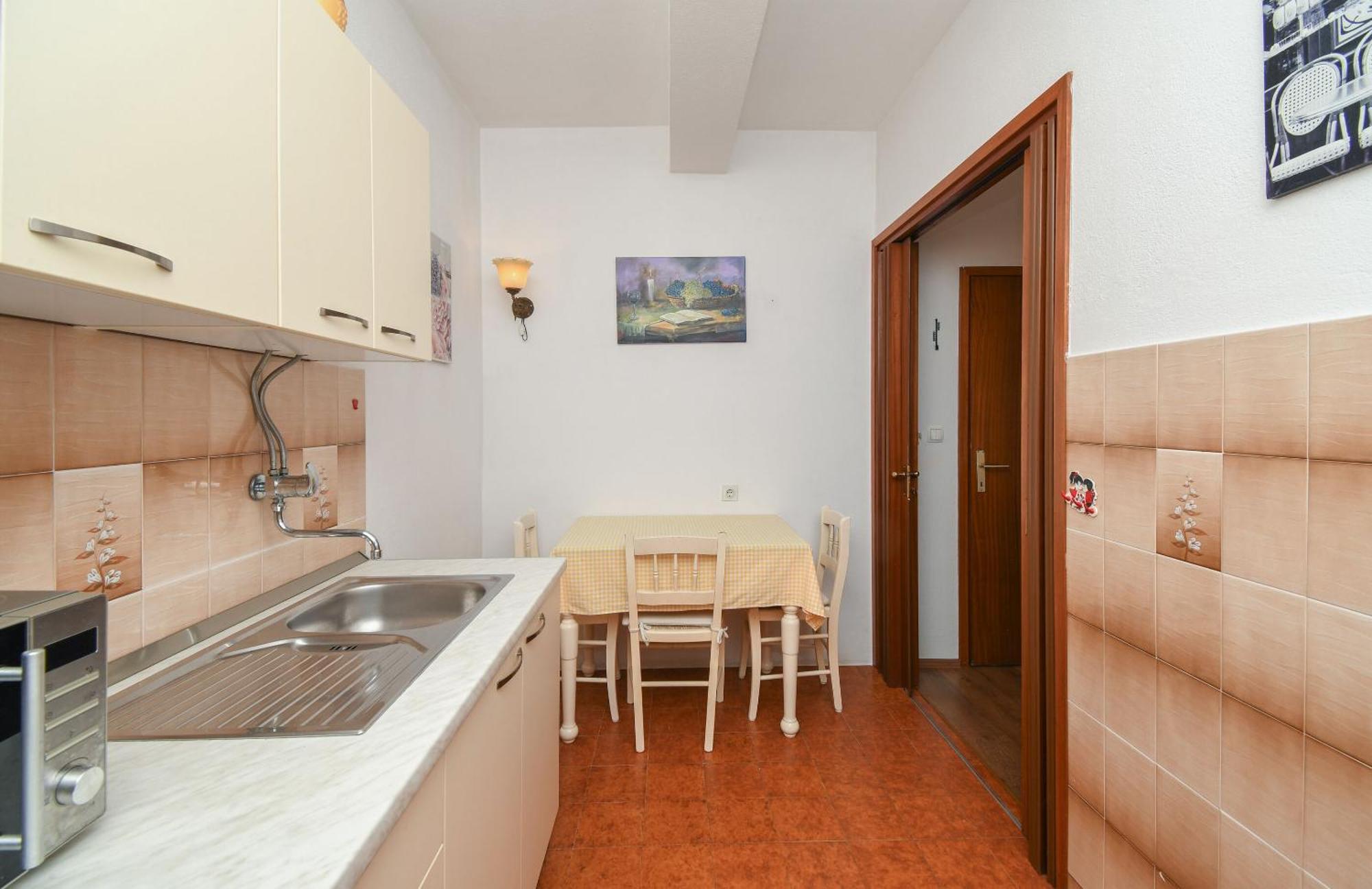 Apartments Zeljko เซเกต วรันยีชา ภายนอก รูปภาพ